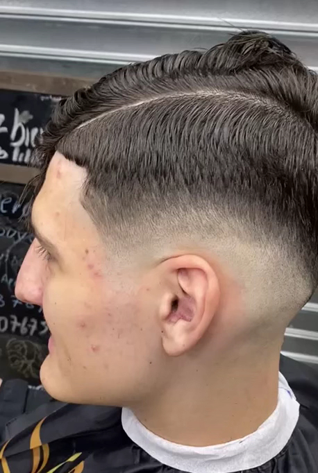 Lille Barber 6